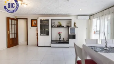 Apartment on Calle de Miguel Servet, 18 photo 4