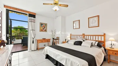 Penthouse at Avenida Santiago Puig, 2 photo 10
