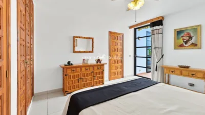 Penthouse at Avenida Santiago Puig, 2 photo 11