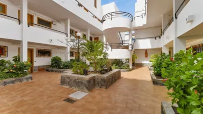 Penthouse at Avenida Santiago Puig, 2 photo 16