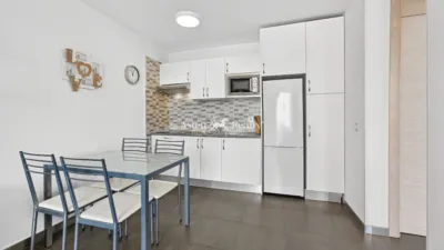 Apartamento en calle Alemania, 1 photo 9