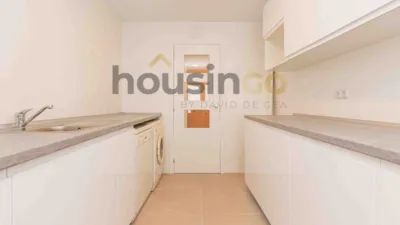 Piso en alquiler en Calle de Mauricio Legendre - Imagen 9