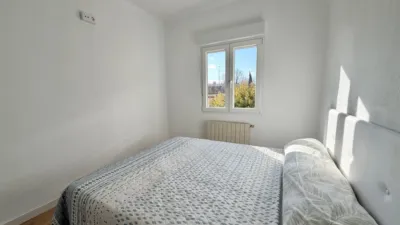 Piso en alquiler en Calle del Ebro, El Campillo-Norte (Logroño) de 750 €<span>/mes</span>