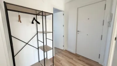 Piso en alquiler en Calle del Ebro, El Campillo-Norte (Logroño) de 750 €<span>/mes</span>