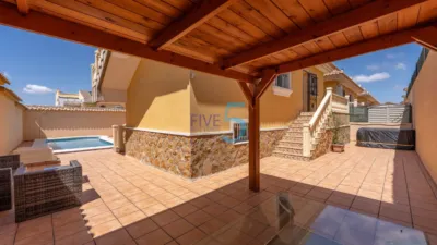 Chalet in Lo Crispin photo 38