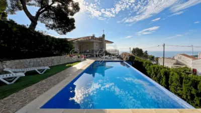 Chalet in Lloret de Mar - Urbanizations photo 2
