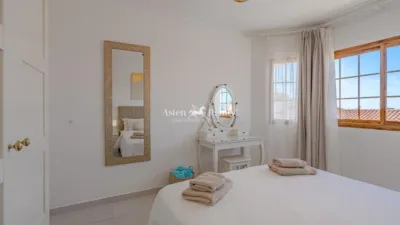 Apartamento en calle Calaluña photo 10