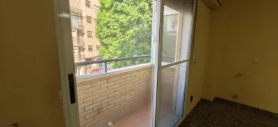 Flat in Centre photo 4