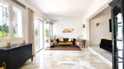 Chalet in Calahonda photo 8