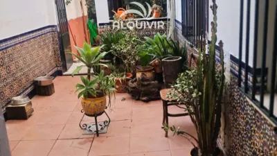 House for sale in Almonte, very close to the town centre. The property is arranged over two floors photo 64
