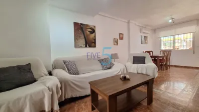 Casa – Orihuela, Urbanización Miraflores IV, Urbanización Horizonte - Més