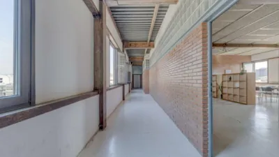 Loft in photo 18