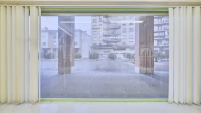 Local comercial en venta en Plaza de las Cofradías, 4, Burlada - Burlata de 107.000 €