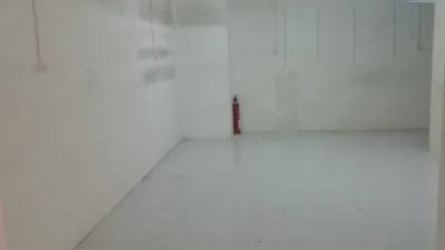 Local comercial en venta en Plaza de las Cofradías, 4, Burlada - Burlata de 107.000 €