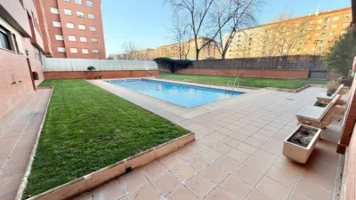 Piso en alquiler en Calle Piquete, Cascajos-Piqueras (Logroño) de 700 €<span>/mes</span>