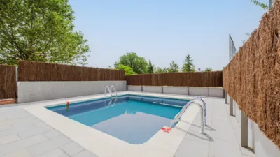 Piso en alquiler en Paseo de la Alameda de Osuna - Imagen 2