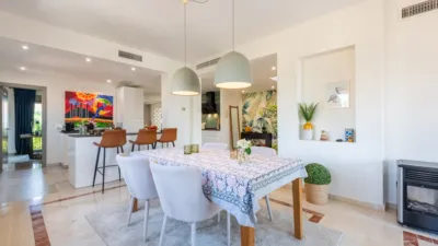 Duplex Penthouse in El Paraíso-Atalaya-Benamara photo 4