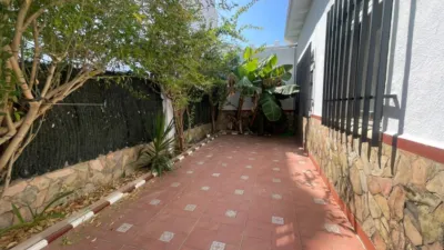 Terraced house in Sanlúcar la Mayor photo 3