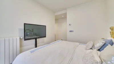 Apartment on Pedro Fernández Serrano Street photo 48