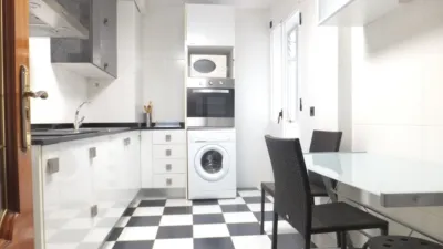Piso en alquiler en Travesía de Acella, Ermitagaña-Mendebaldea-Etxabakoitz (Pamplona - Iruña) de 1.600 €<span>/mes</span>