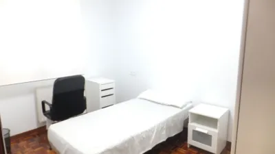 Piso en alquiler en Travesía de Acella, Ermitagaña-Mendebaldea-Etxabakoitz (Pamplona - Iruña) de 1.600 €<span>/mes</span>
