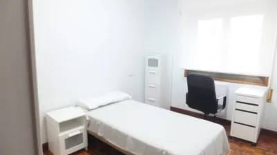 Piso en alquiler en Travesía de Acella, Ermitagaña-Mendebaldea-Etxabakoitz (Pamplona - Iruña) de 1.600 €<span>/mes</span>
