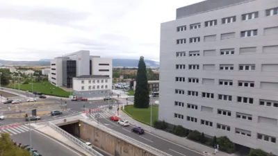 Piso en alquiler en Travesía de Acella, Ermitagaña-Mendebaldea-Etxabakoitz (Pamplona - Iruña) de 1.600 €<span>/mes</span>