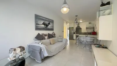 Apartment in photo 8