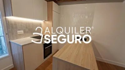 Piso en alquiler en Centro - Imagen 3