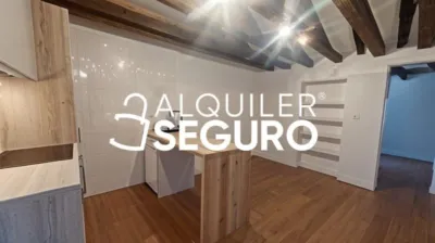 Piso en alquiler en Centro - Imagen 4