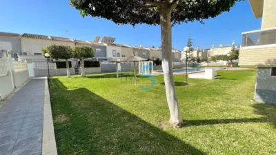 Apartment in Torrevieja photo 13