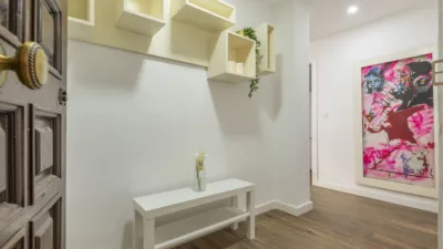 Flat on Calle Cl U de Maig, No. 15 photo 10