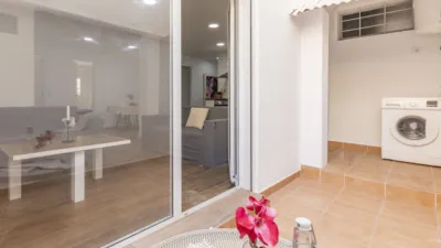Flat on Calle Cl U de Maig, No. 15 photo 17