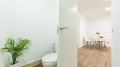 Flat on Calle Cl U de Maig, No. 15 photo 18