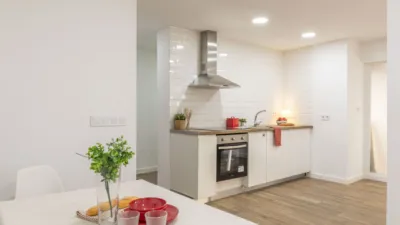 Flat on Calle Cl U de Maig, No. 15 photo 2