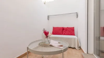 Flat on Calle Cl U de Maig, No. 15 photo 6