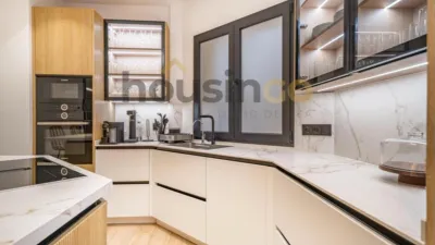 Apartment in Salamanca District photo 10