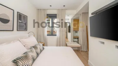 Apartment in Salamanca District photo 14