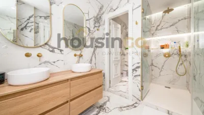 Apartment in Salamanca District photo 18