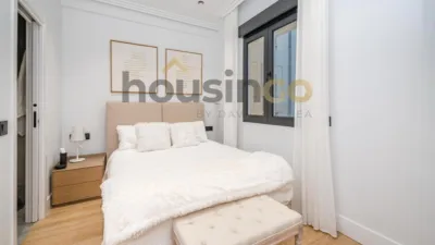 Apartment in Salamanca District photo 19