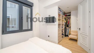 Apartment in Salamanca District photo 20