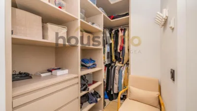 Apartment in Salamanca District photo 21