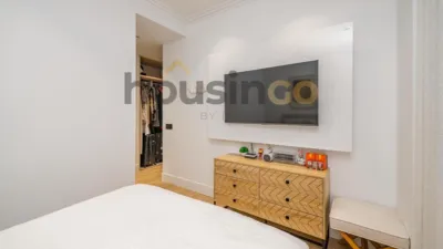 Apartment in Salamanca District photo 26