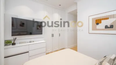Apartment in Salamanca District photo 30