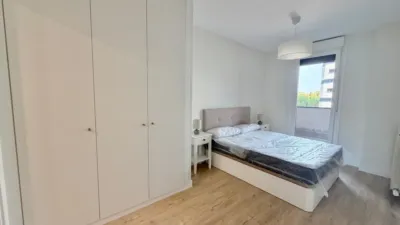 Piso en alquiler en Calle Ps Maria Moliner, San Adrián-La Cava-El Arco (Logroño) de 1.100 €<span>/mes</span>