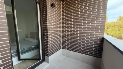 Piso en alquiler en Calle Ps Maria Moliner, San Adrián-La Cava-El Arco (Logroño) de 1.100 €<span>/mes</span>