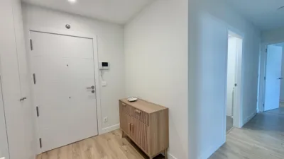 Piso en alquiler en Calle Ps Maria Moliner, San Adrián-La Cava-El Arco (Logroño) de 1.100 €<span>/mes</span>