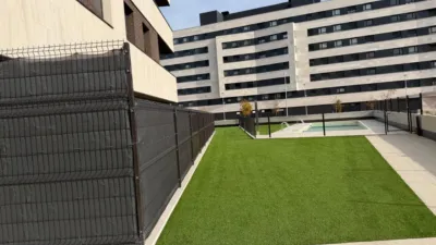 Piso en alquiler en Calle Ps Maria Moliner, San Adrián-La Cava-El Arco (Logroño) de 1.100 €<span>/mes</span>