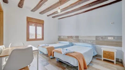 Casa en venta en Calle de Esperanza, Mañeru de 590.000 €