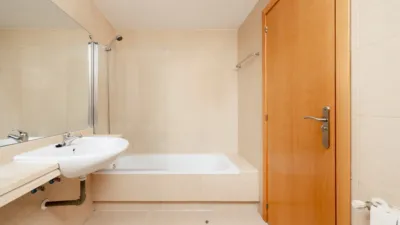 Piso en alquiler en Paseo de la Alameda de Osuna - Imagen 12